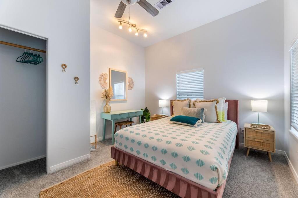 5/3 With A Heated Pool 2 Min From Beach, Updated Galveston Luaran gambar