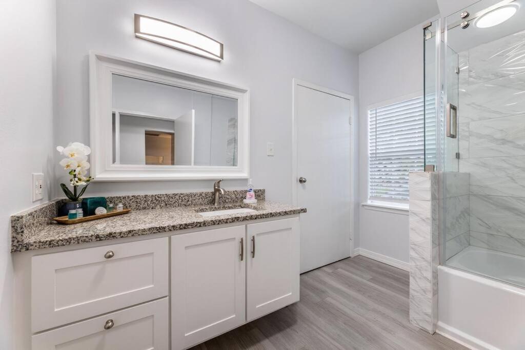5/3 With A Heated Pool 2 Min From Beach, Updated Galveston Luaran gambar